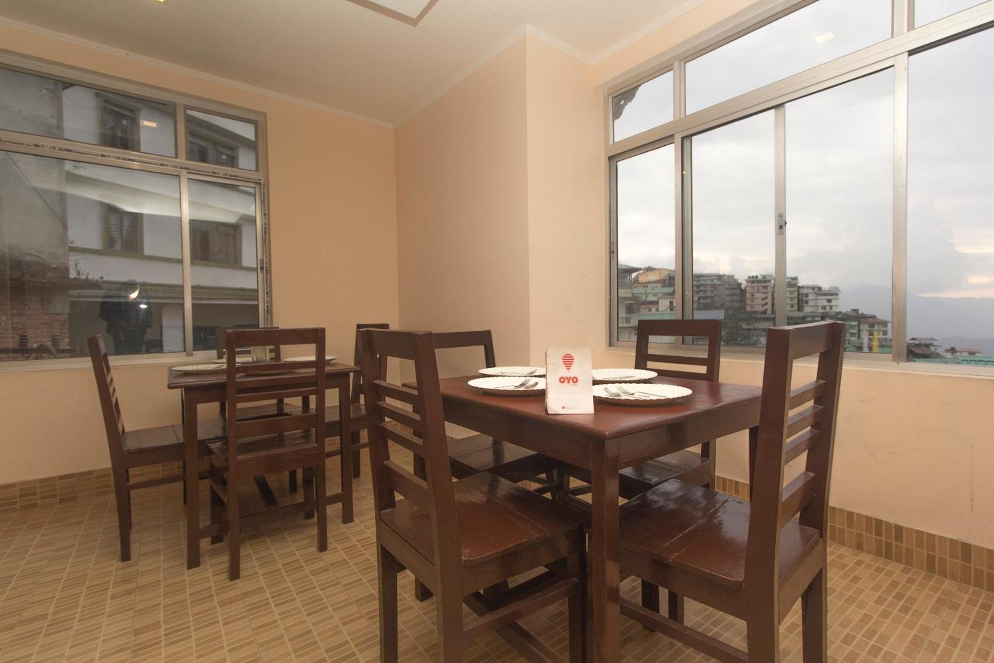 Collection O Hotel Shantiniketan 甘托克 外观 照片