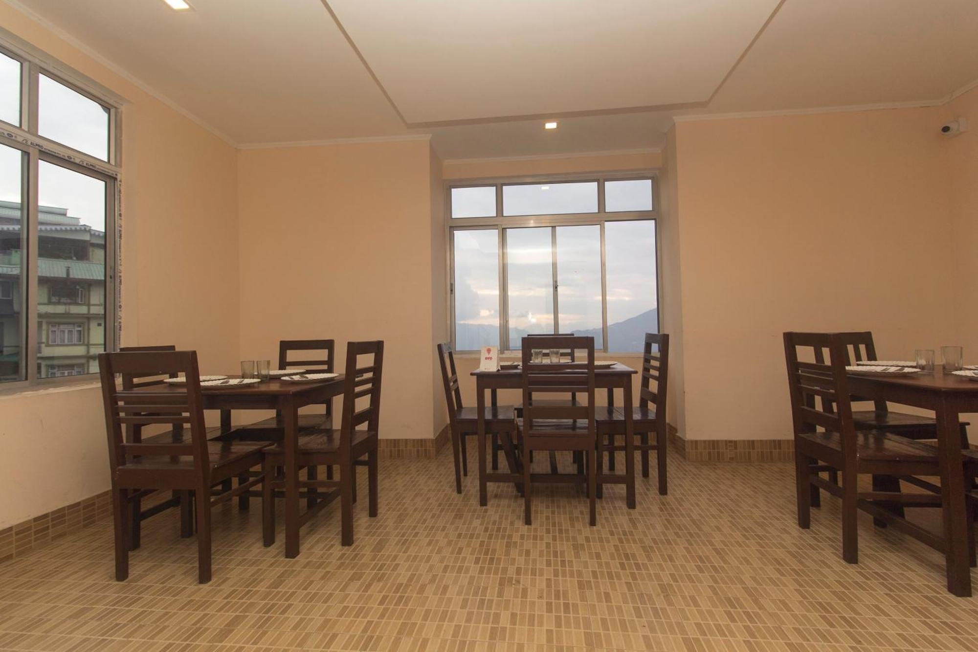 Collection O Hotel Shantiniketan 甘托克 外观 照片